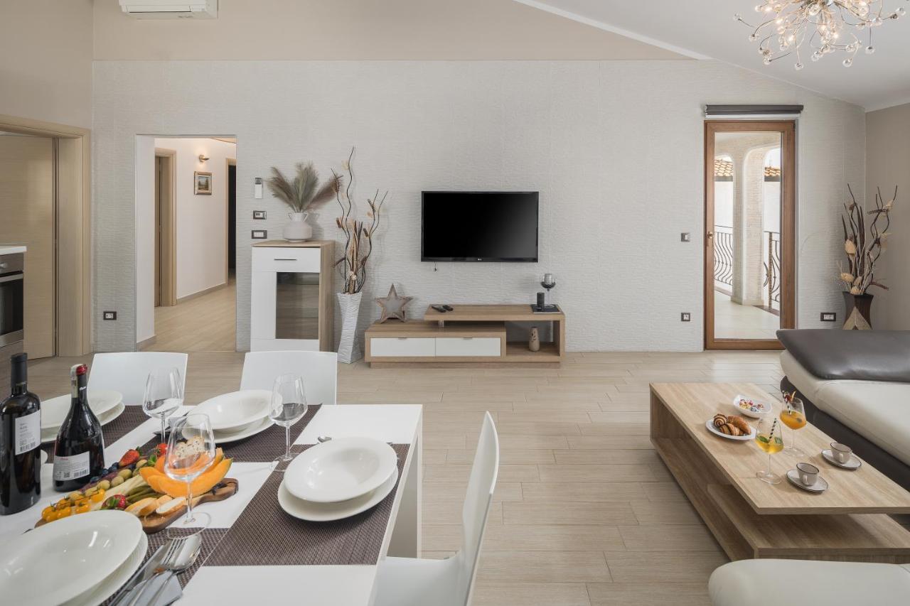 Villa Alena Πόρετς Εξωτερικό φωτογραφία